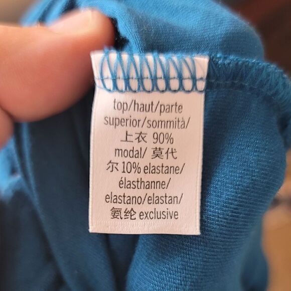 VICTORIA'S SECRET Button Down Sleep Top - Picture 10 of 10